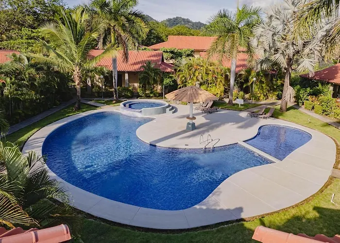 Villagio 30b - Near Playa Potrero (Guanacaste)